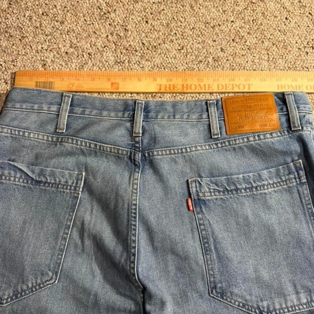 Vintage Levi's 555 Relaxed‎ Fit Carpenter Workwear Jeans Light Wash Denim W38